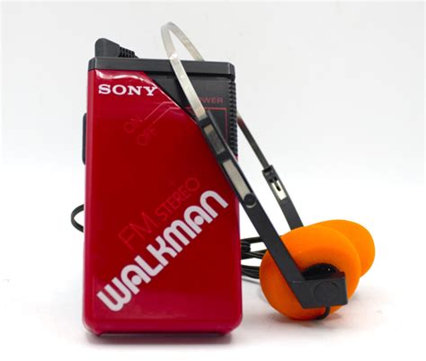 Vintage 1980s Sony Walkman Personal Stereo FM AM Radio Etsy