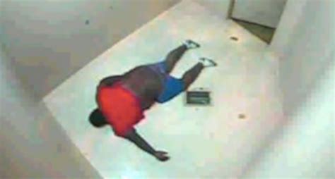 Video contradicts police claims about black man who died in jail cell ...