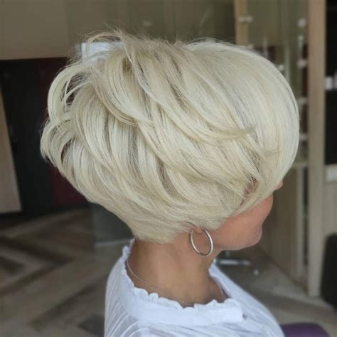 26 Eye Catching Blonde Pixie Cut Ideas To Show Your Stylist Thick