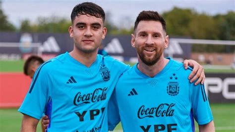 Buonanotte y Messi la Selección Argentina Noticias de los jugadores