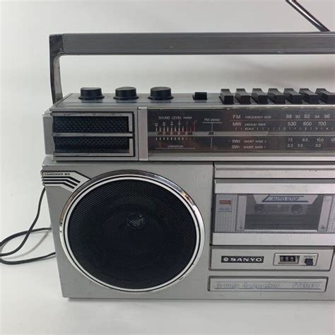 Sanyo Vintage 1980s Silver Black Radio Cassette Recorder Tape Player Ghetto Blaster Boombox Am