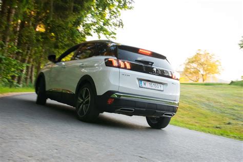 Der Peugeot Gt Pack Hybrid Eat Im Test Autofilou