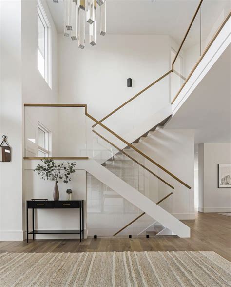 Pin By Kelly Rjoub Interior Design On Show Stopping Staircases Stairs