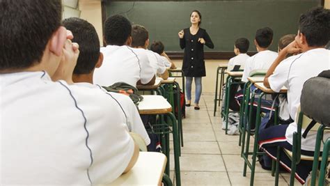 Projeto De Lei Institui Meia Entrada Para Professores De Escolas