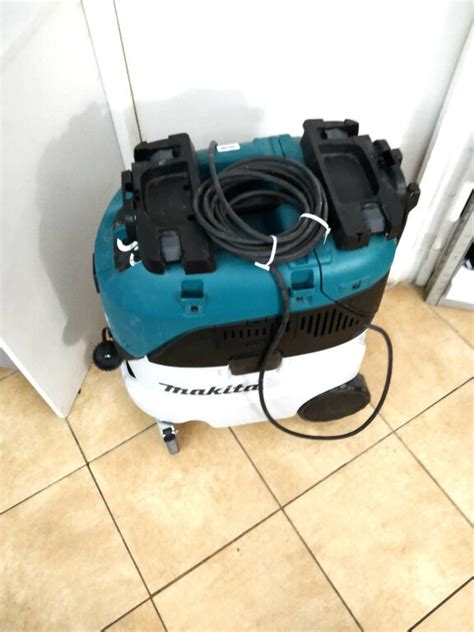 MAKITA VC4210M ODKURZACZ PRZEMYSŁOWY 1200W KLASA Odkurzacze