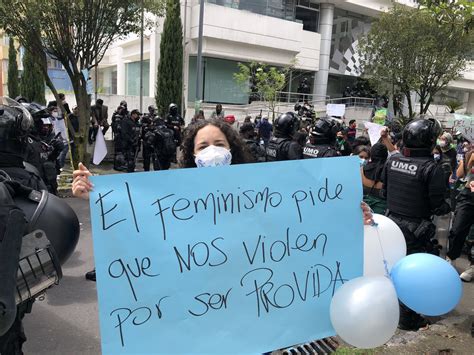 Mamela Fiallo Flor On Twitter El Feminismo No Lucha Contra La