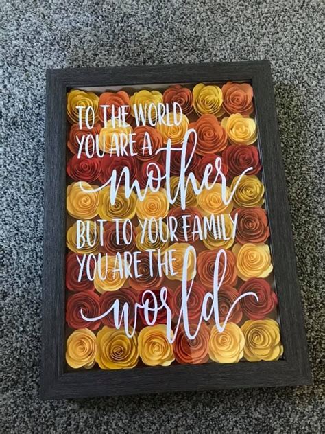 Pin By Linda Olivo On Cricut Flowers Cricut Decor Frame