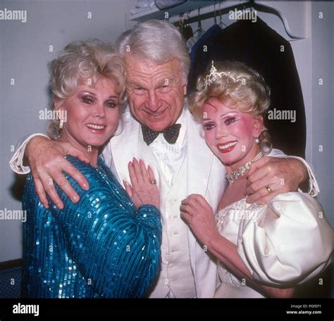 Zsa Zsa Gabor Eva Gabor Hi Res Stock Photography And Images Alamy