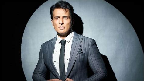 Sonu Sood Remembers His Late Mom On Her Birthday This Vacuum Will