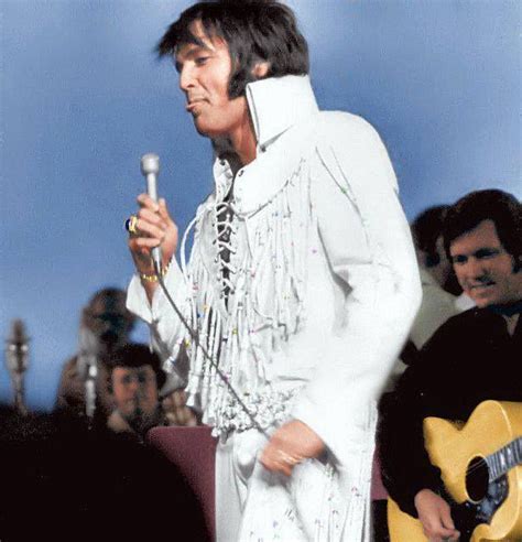 Elvis Wearing The Beaded Fringe Jumpsuit Elvis Presley Elvis In Concert Elvis Presley Pictures