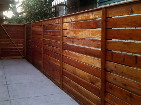 Horizontal Modern Redwood Fence X With X Divider Redwood Fence