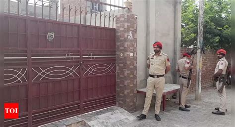 Sidhu Moose Wala Murder Nia Raids Residences Of Lawrance Bishnoi