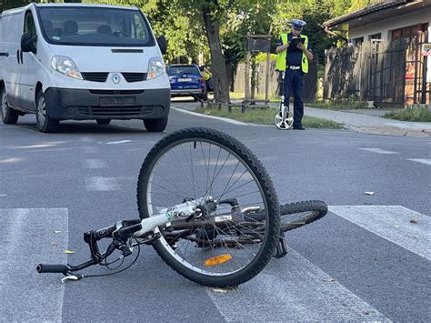 Wypadek W Warszawie Letni Ch Opiec Wpad Pod Busa W Akcji