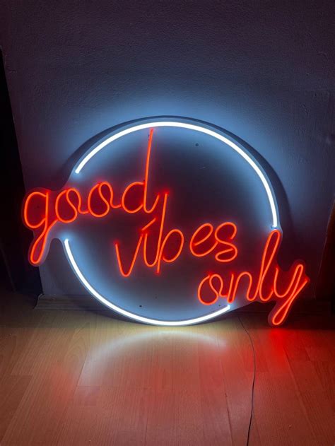 Custom Neon Sign Art / Personalized Neon Sign Bedroom Custom - Etsy