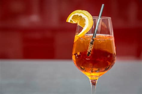 5 Cócteles Para Preparar De Aperitivo Con Campari