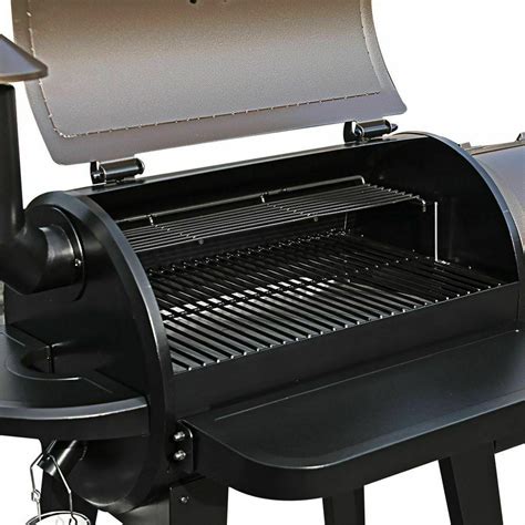 Z GRILLS ZPG-450A Wooden Grill Smoker Suitable For