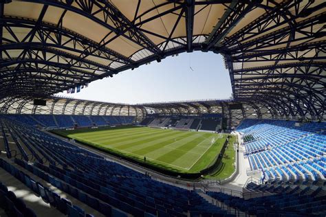 Аль-Мактум | Football stadiums