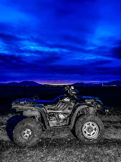 Atv Intuneric Tineri Hd Phone Wallpaper Peakpx