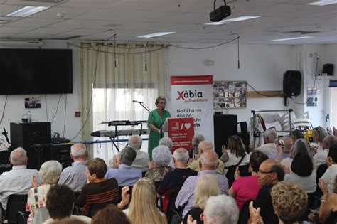 Rita Berruti Nell Atto Del Psoe Con L Associazione Dei Pensionati