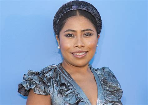 Yalitza Aparicio envía mensaje de gratitud a personal médico La Magazine