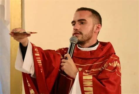 Padre Philipe Villeneuve O Mais Jovem Da Diocese De Mossor Morre Aos