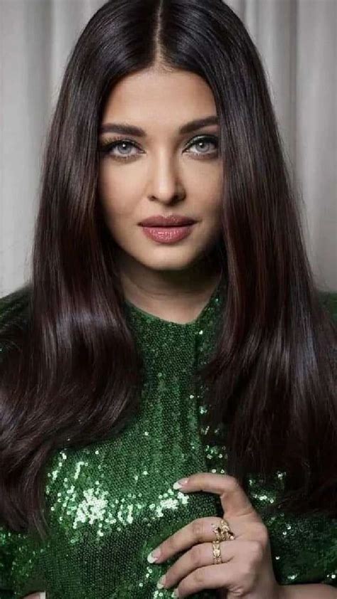 Aggregate More Than 147 Aishwarya Hair Style Latest Camera Edu Vn