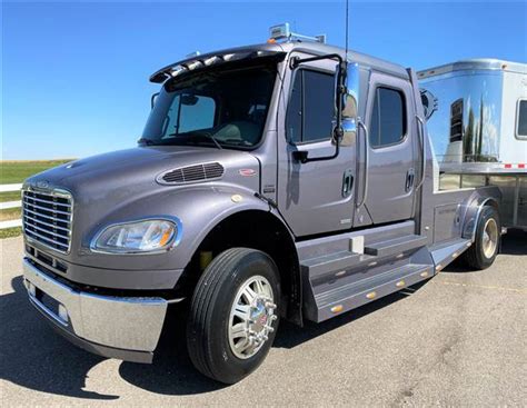 Custom Freightliner Sport Chassis