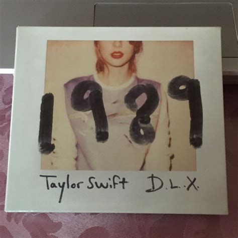 Taylor Swift 1989 Deluxe Edition album, Hobbies & Toys, Music & Media ...