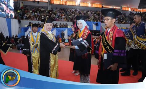 Wisuda Periode V Unila Luluskan 879 Mahasiswa PembaruanID