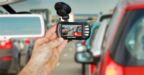 Dash Cam Pro Reviews The Good The Bad And Everything In Between