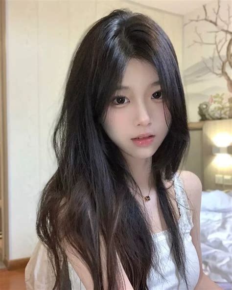 Ulzzang On Instagram Red Chyieng Pretty Asian Girl Ulzzang Girl Beautiful Asian Girls