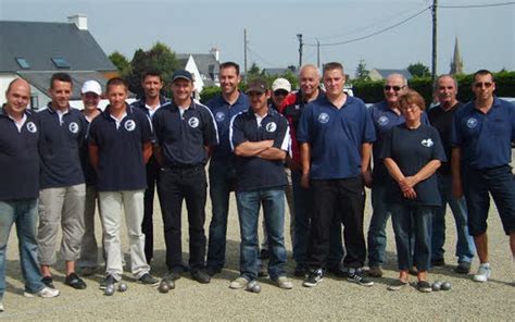 Pétanque Les Lanmeuriens qualifiés en Coupe de France Le Télégramme