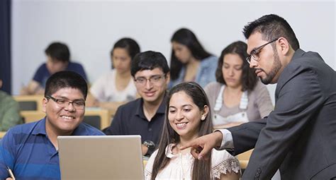 Cienciactiva y la PUCP ofrecen 10 becas para doctorado en Física