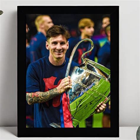 Lionel Messi Ingelijste Handtekening 15 X 10cm In Klassiek Zwart