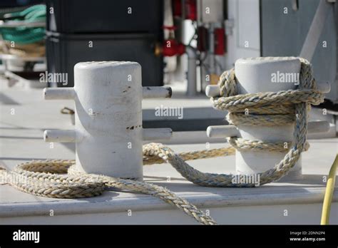 Bollards And White Rope Hi Res Stock Photography And Images Alamy