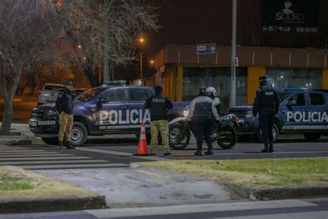 Mendoza Una Joven Murió Tras El Impacto De Una Bala Perdida En Navidad