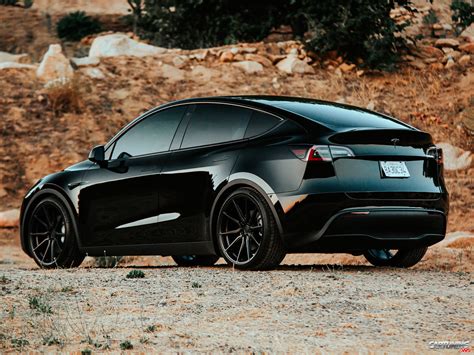 Tuning Tesla Model Y Back