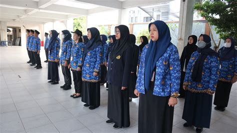 Upacara Peringatan Hut Ke Ri Di Sma Negeri Jember Sma Negeri