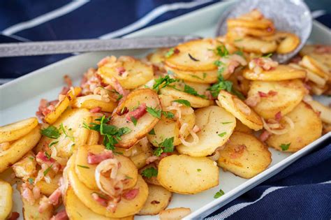 Duitse Bratkartoffeln Met Spek En Ui Francesca Kookt