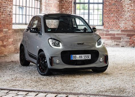 SMART EQ FORTWO E EQ FORFOUR 2020 OS ELÉTRICOS PUROS SERÃO