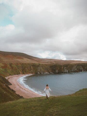 12 Best Beaches in Donegal, Ireland - Voyage & Venture