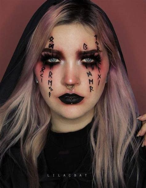 Gorgeous Halloween Makeup Ideas Trending In