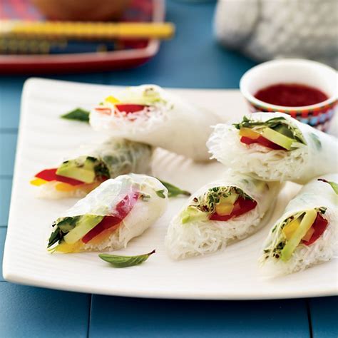 Salad Rolls For Dipping Sauces