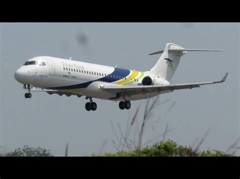 Gagal Landing Di Bandara Kertajati Pesawat TransNusa Buatan China Comac