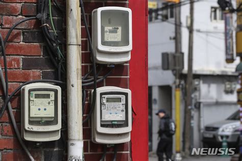 202조 부채 한전 2분기 연료비 조정단가 내일 발표전기요금 동결 전망 Save Internet 뉴데일리