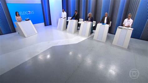 Vídeo Cinco candidatos ao governo de Minas participam do último debate