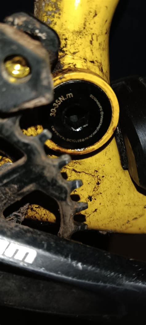 Main Pivot Bolt Stuck Rmtb