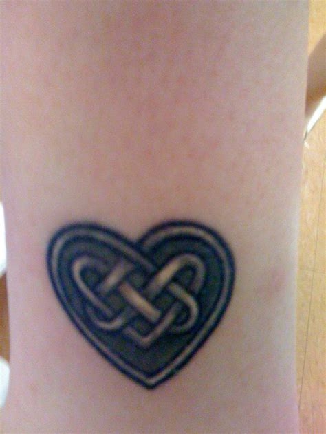 15 best Celtic Tattoo With Heart images on Pinterest | Celtic designs ...