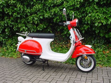 AJS MODENA 50 RETRO VESPA LAMBRETTA STYLE SCOOTER MOPED