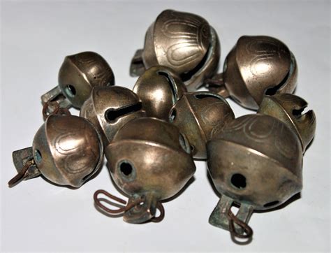 Collection Of 10 Antique Brass Sleigh Bells Brass Petal Bells